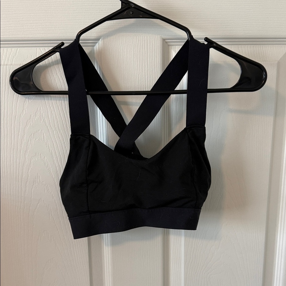 Brooks Black Crisscross Back Sports Bra